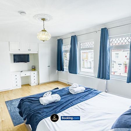 Stunning House By Ls2G Short Lets & Serviced Accommodation Greater London With Free Wifi Buitenkant foto
