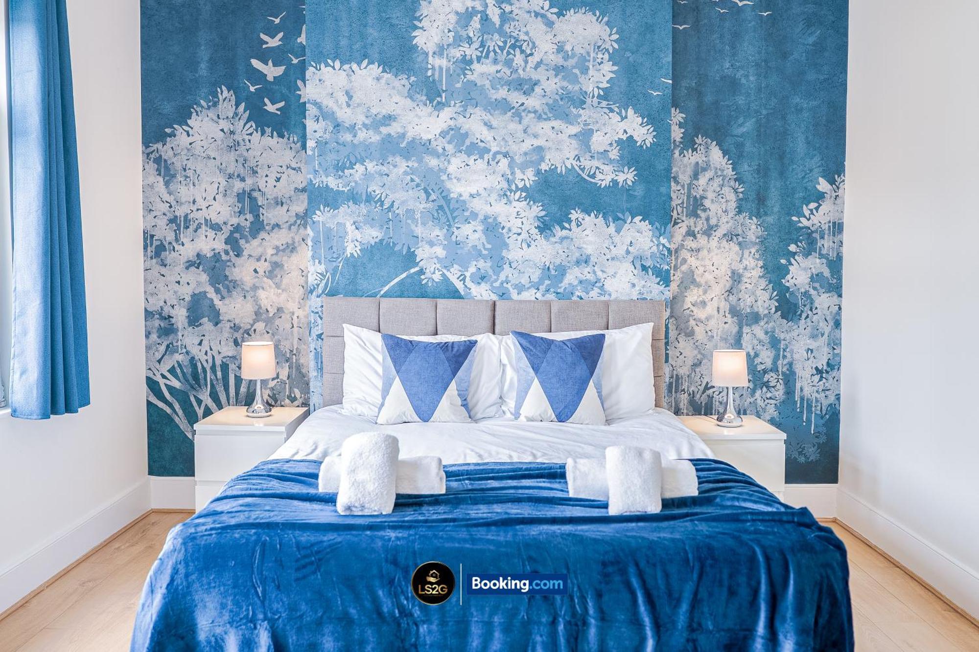 Stunning House By Ls2G Short Lets & Serviced Accommodation Greater London With Free Wifi Buitenkant foto