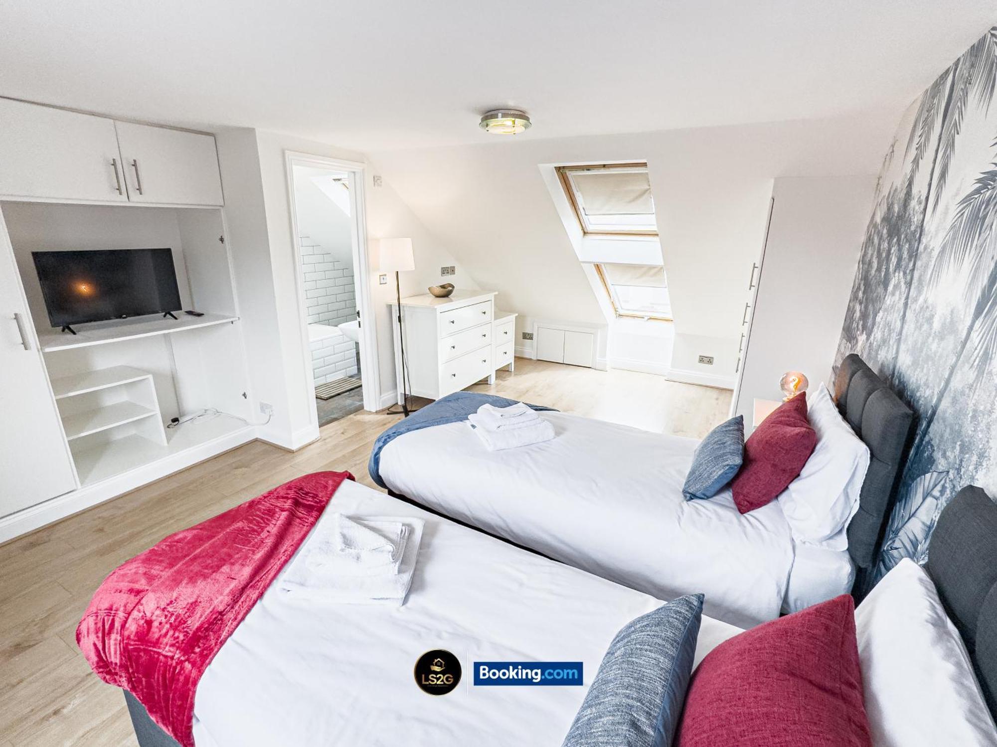 Stunning House By Ls2G Short Lets & Serviced Accommodation Greater London With Free Wifi Buitenkant foto