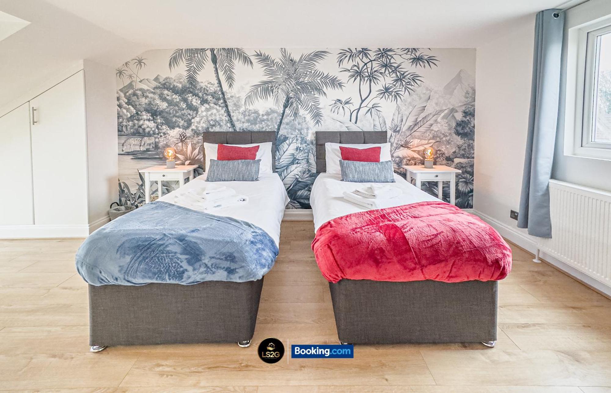 Stunning House By Ls2G Short Lets & Serviced Accommodation Greater London With Free Wifi Buitenkant foto